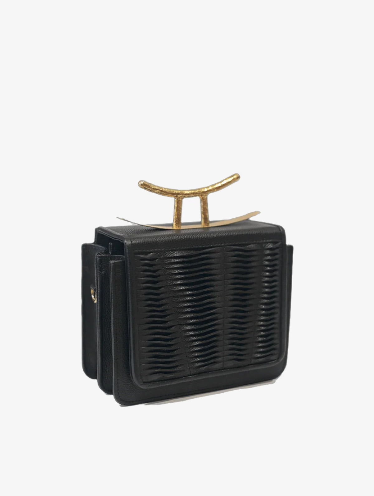 Zenú Bag Black, bolso de cuero hecho a mano, Bibiana Hernández