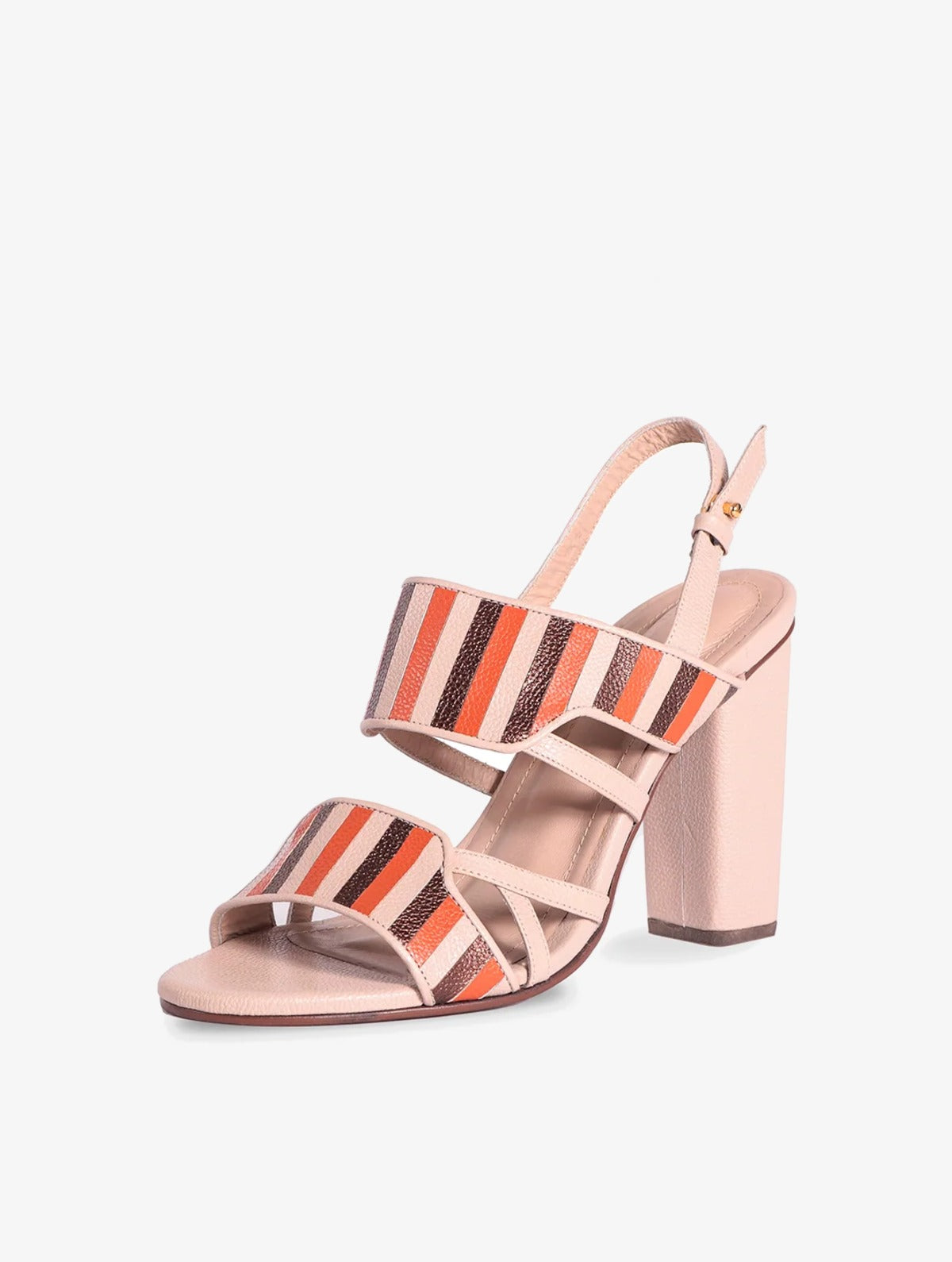 Barichara Shoes, sandalias de tacón en cuero hechas a mano, Bibiana Hernández