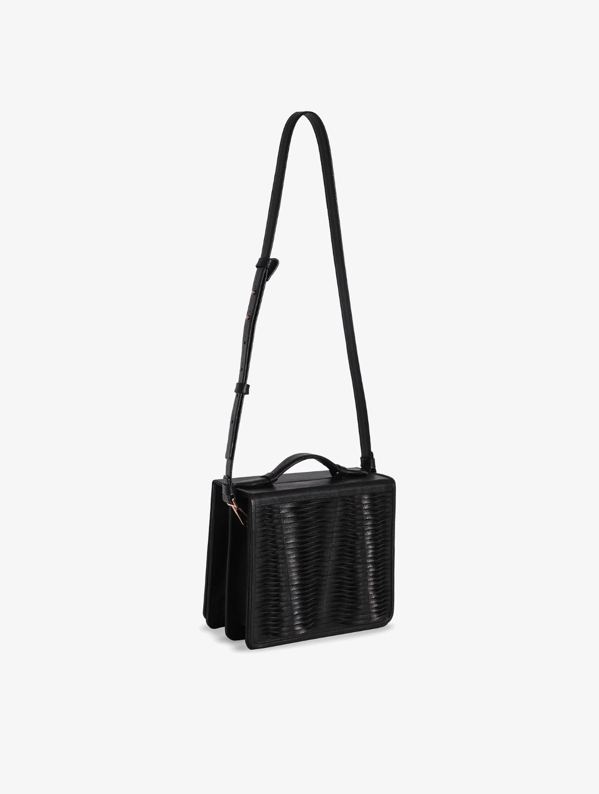 Barichara Bag Black, bolso de cuero hecho a mano, Bibiana Hernández · foto 3