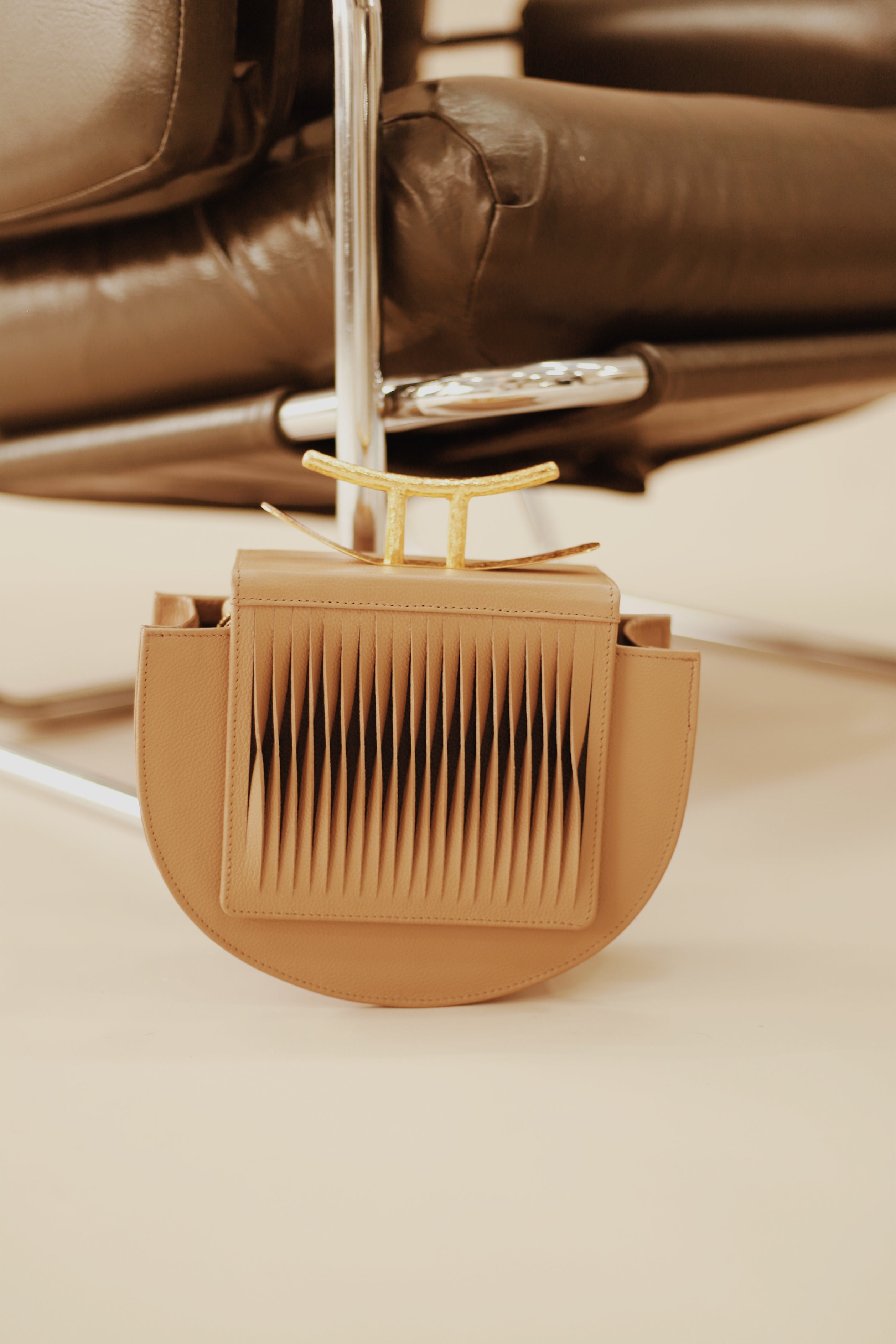 SAGRADA BAG ALMENDRA