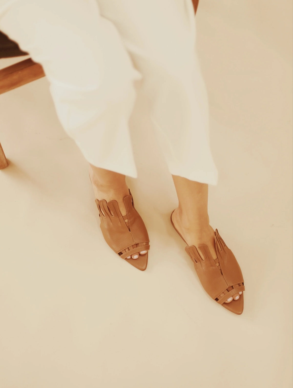 Gaudí Shoes Miel, zapatos de cuero hechos a mano, Bibiana Hernández